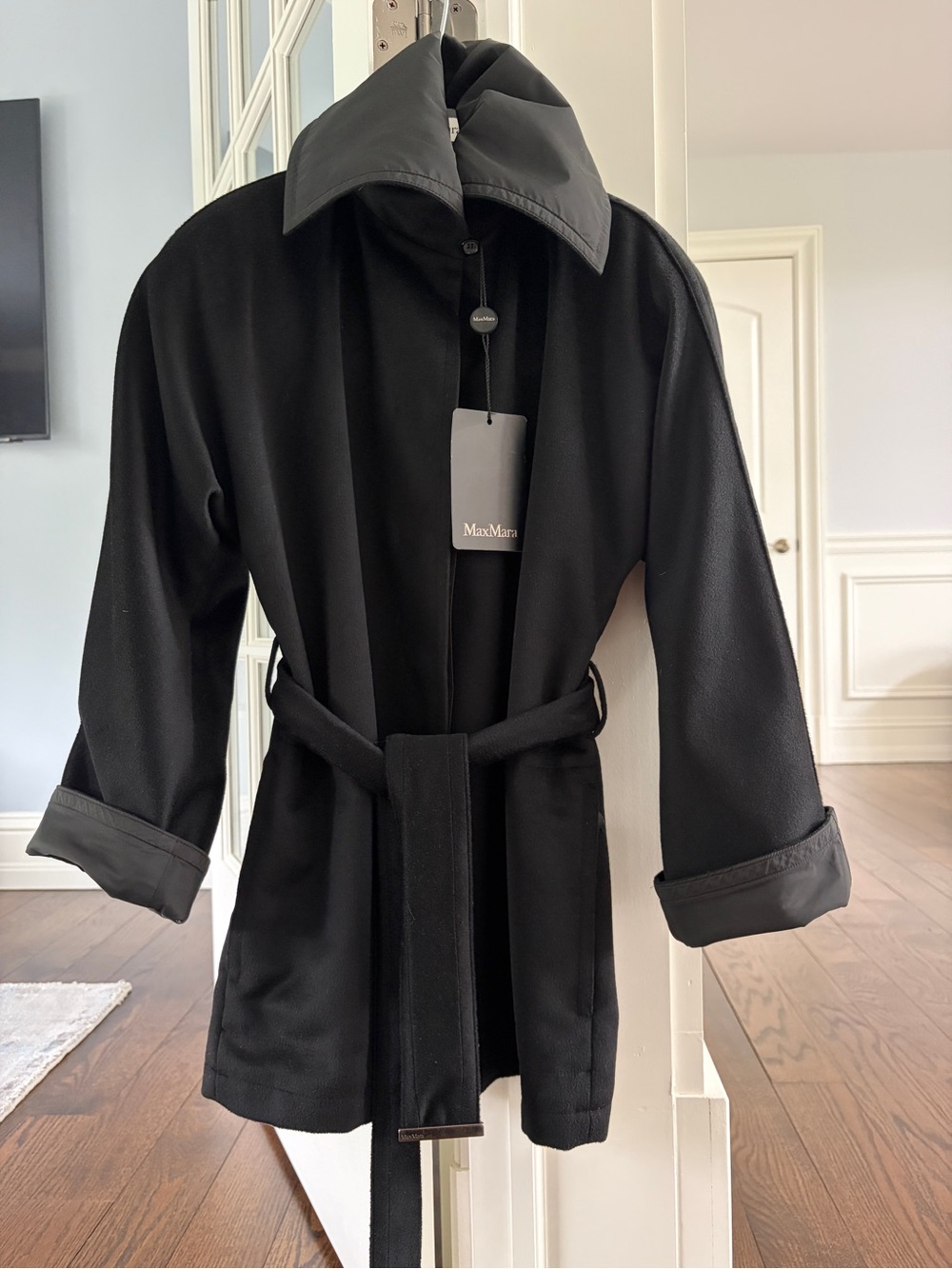 MaxMara Black Cashmere reversible nylon belted short  Coat/jacket